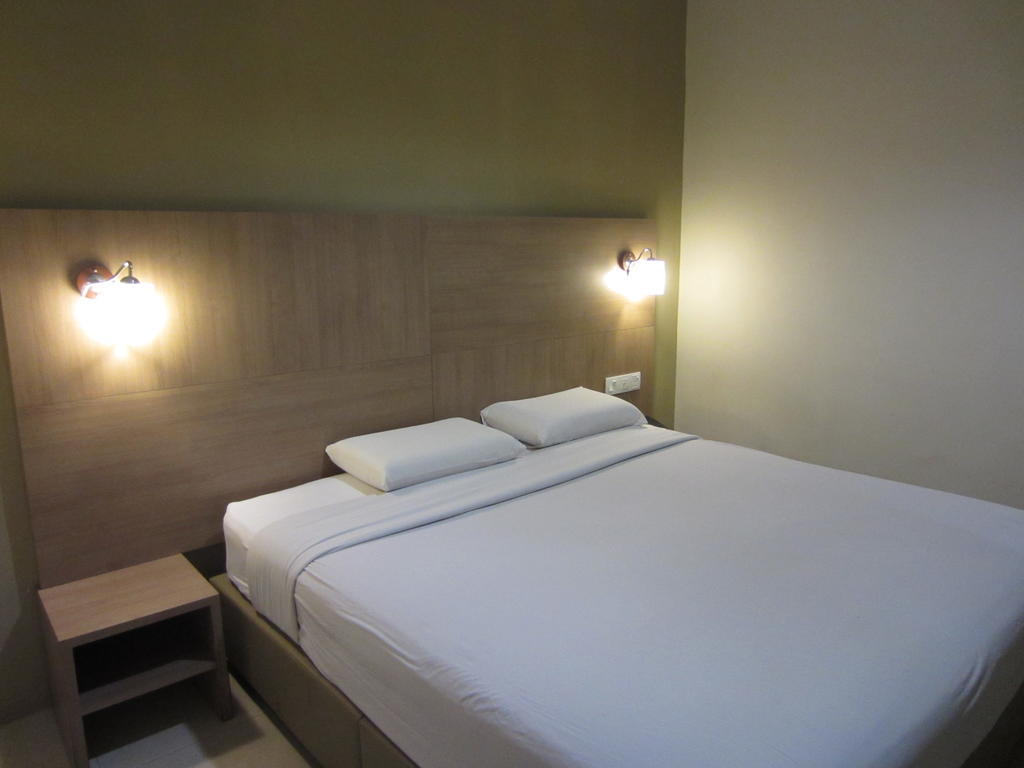 Radiant Hotel Sitiawan Cameră foto