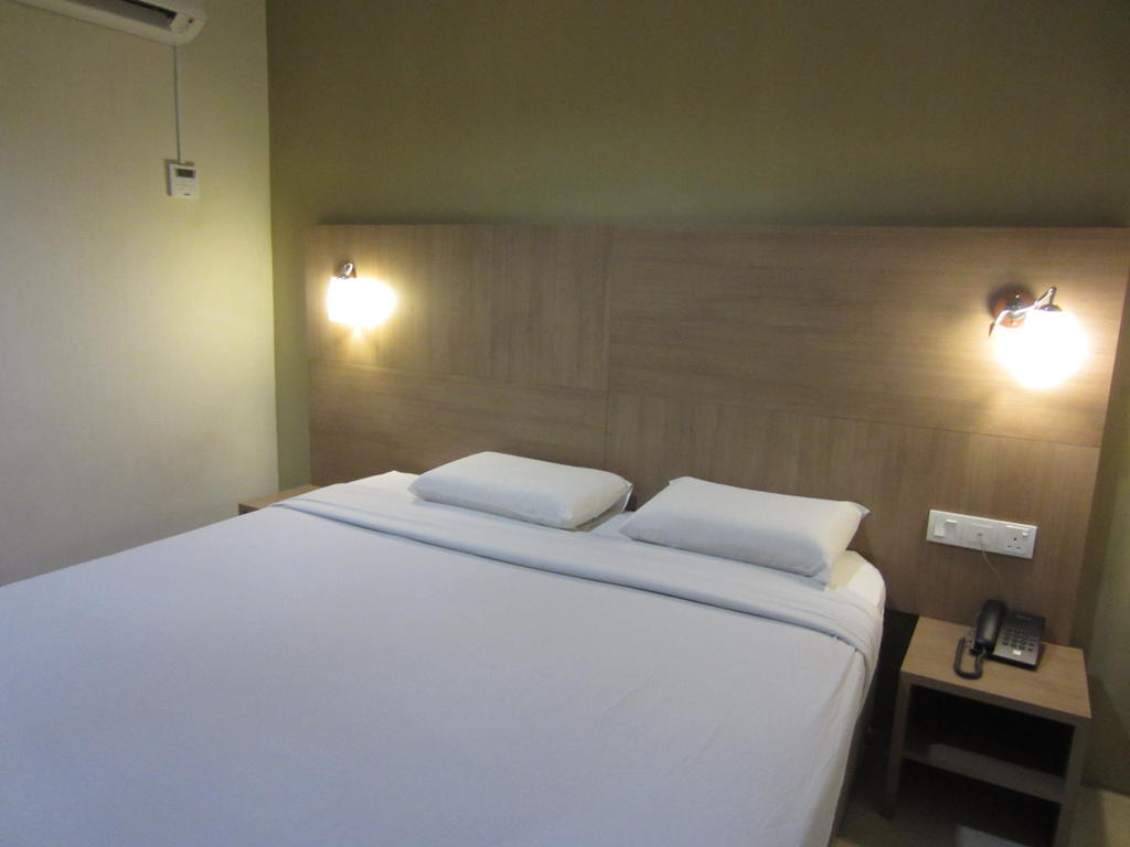 Radiant Hotel Sitiawan Cameră foto