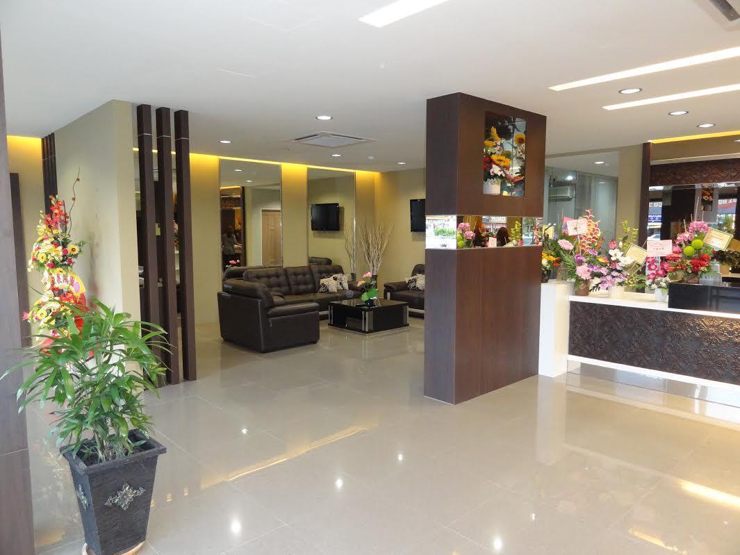 Radiant Hotel Sitiawan Exterior foto